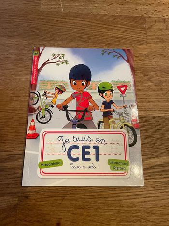 Livre Je suis en CE1 Tous a vélo !