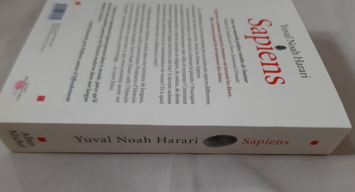 livre broché - Sapiens : Une brève histoire de l'humanité - Yuval Noah Harari - photo numéro 4