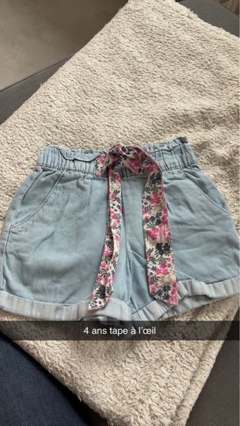 Short fille