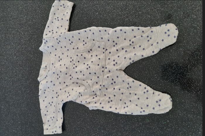 Pyjama Bout'chou 1 mois + chaussettes 0-3 mois