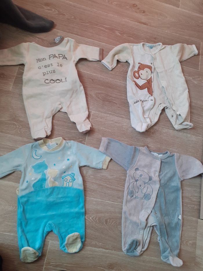 Lots de pyjamas garçon 0/1 mois - photo numéro 3