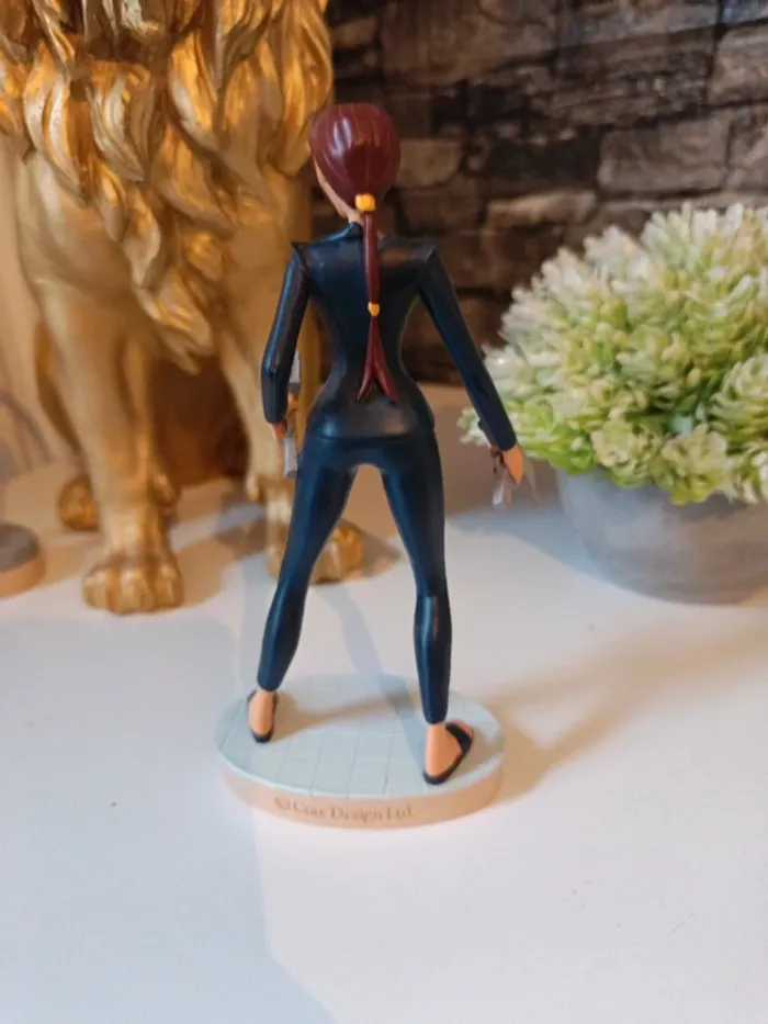 Figurine tomb raider - photo numéro 4