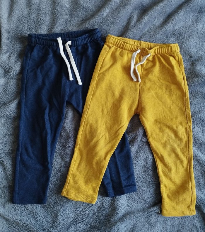 Lot joggings garçon Kiabi 24 mois