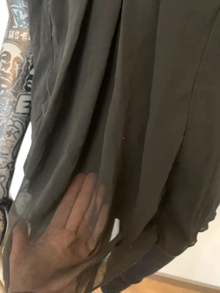 Haut avec tille transparente T.36 - photo numéro 2