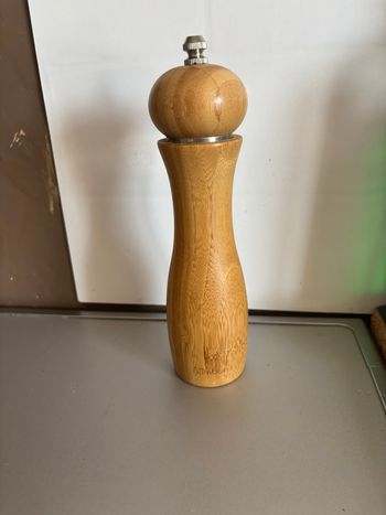 Moulin à poivre ou sel en bambou 
