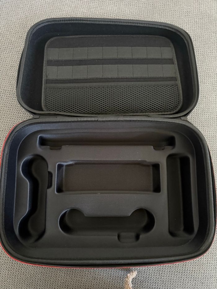 Mallette, rangement pour la switch - photo numéro 2