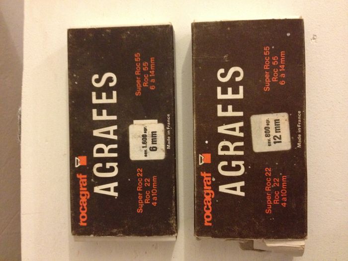 Lot de 2 boites d'agrafes rocagraf
