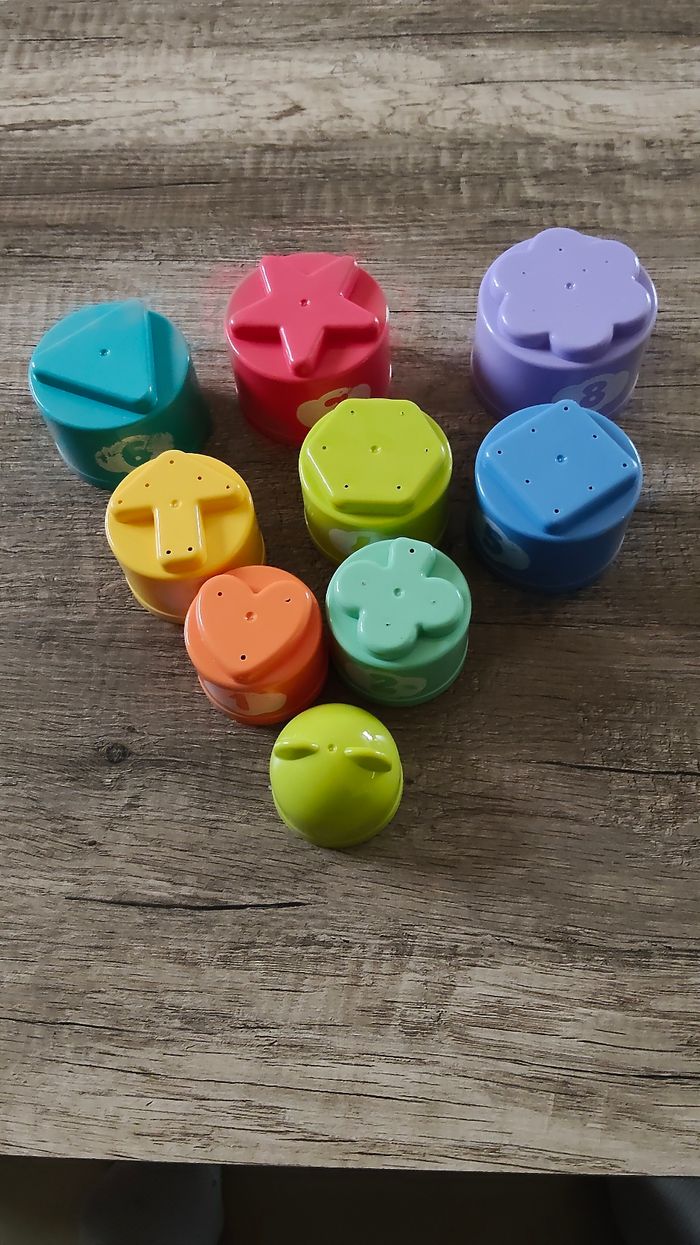 Jouet d'encastrement, d'empilement avec formes, chiffres et lettres - photo numéro 5