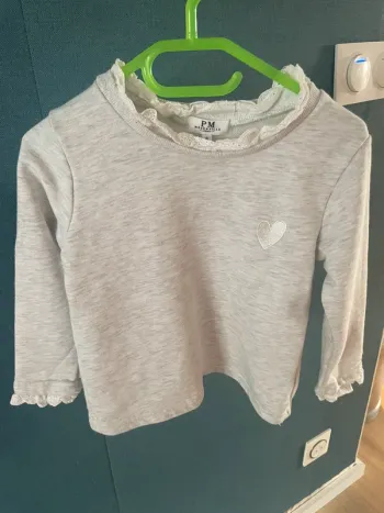 Pull avec dentelles