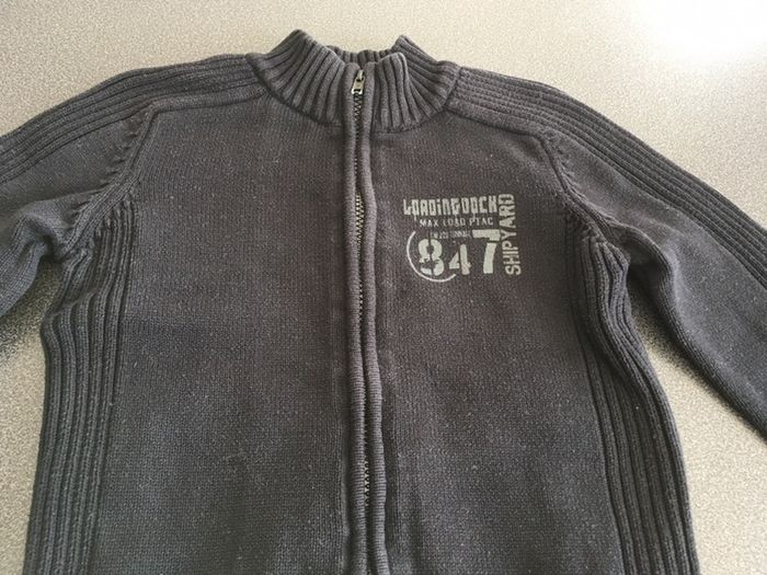 Gilet Garçon noir 6 ans - photo numéro 2