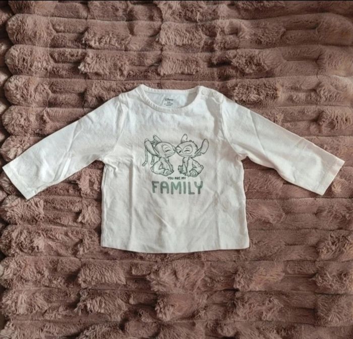 Ensemble Stitch t-shirt manches longues
pantalon et veste - Taille 9 mois - photo numéro 4