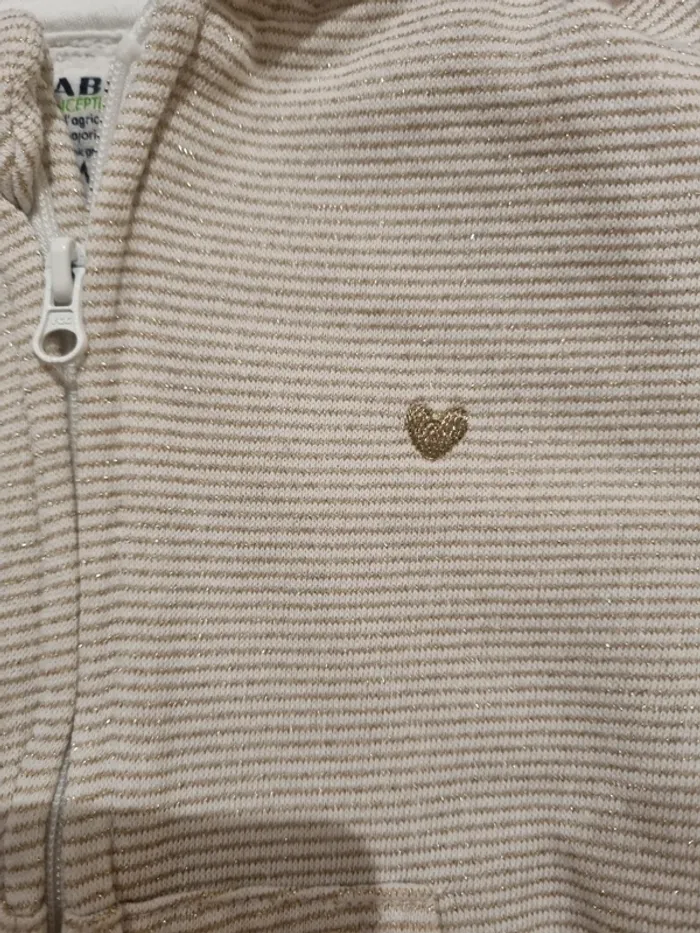 Gilet zippé 18M très peu porté - photo numéro 4