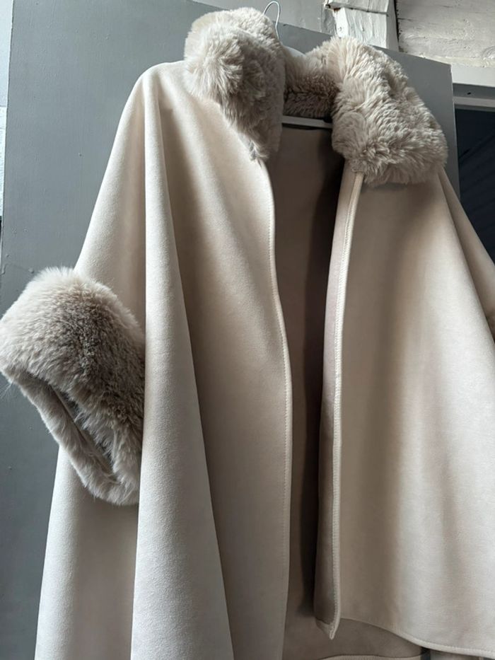 Cape beige taille unique - photo numéro 2