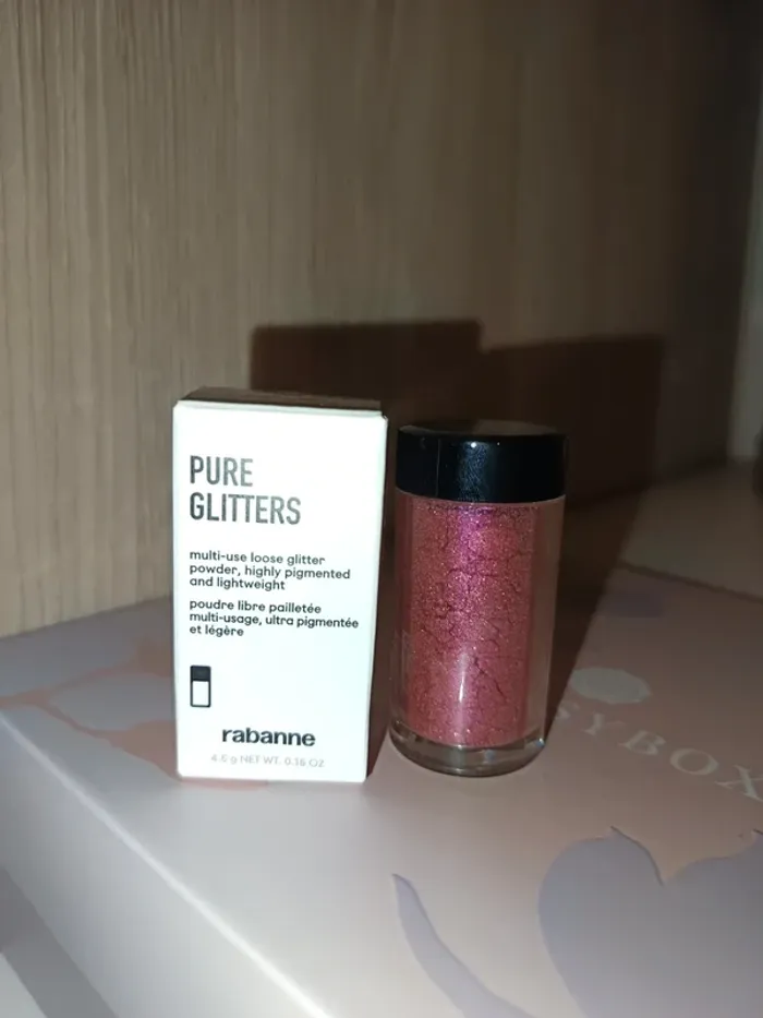 Pure glitters Rabanne make up - photo numéro 3