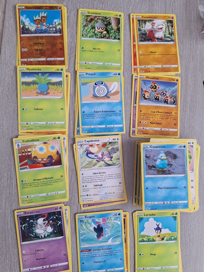 Coffret Pokémon épée et bouclier origine perdue - photo numéro 7