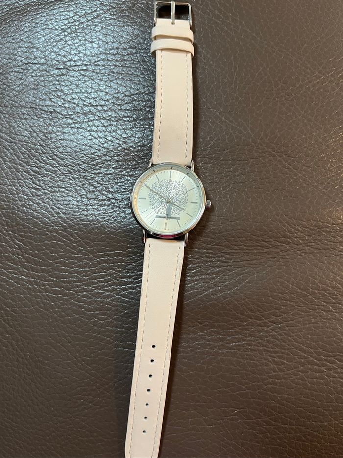Montre - photo numéro 2