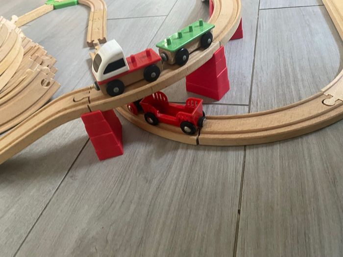 Train en bois - photo numéro 6