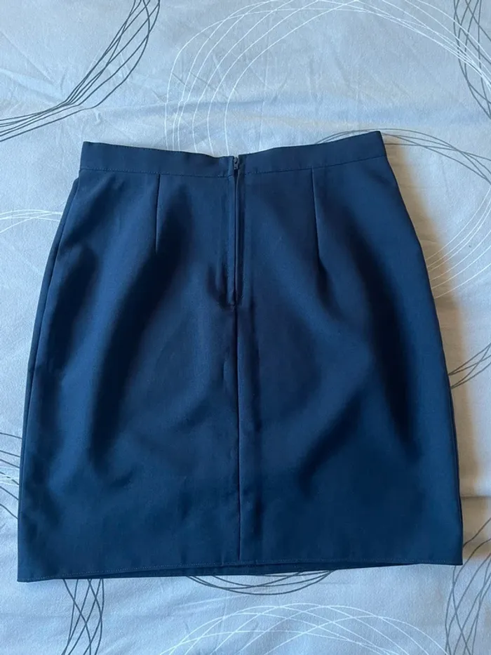 Jupe uniforme - photo numéro 3