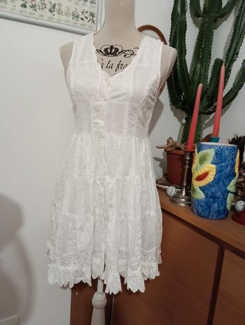 Mini Robe vintage tunique blanche patchs blanc et broderie