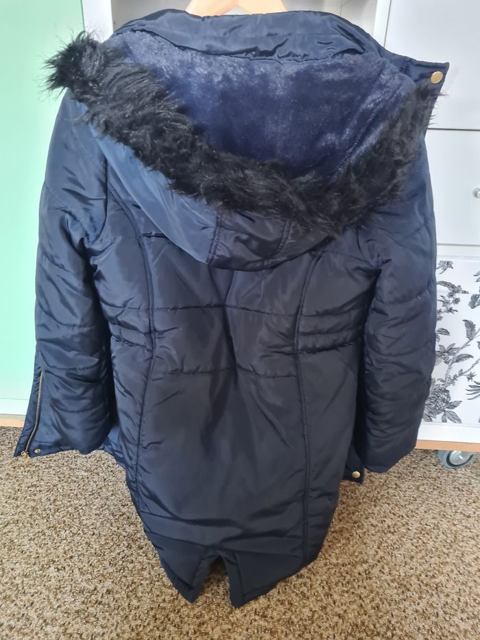Manteau doudoune avec capuche fille taille 11-12 ans très chaud - photo numéro 2