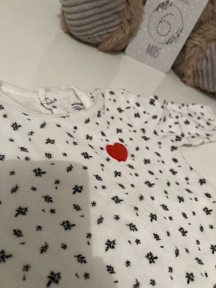 Pyjama 6 mois - photo numéro 3