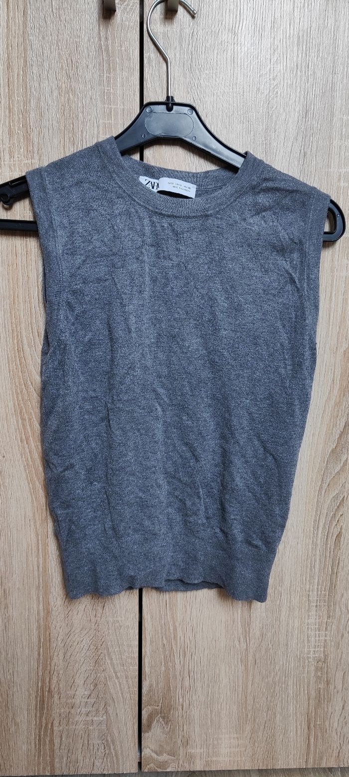 Haut gris