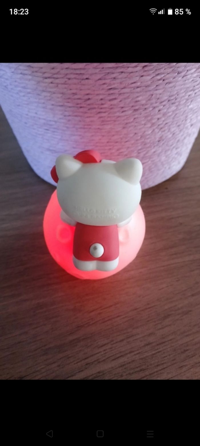 Figurine lumineuse Hello Kitty - photo numéro 4