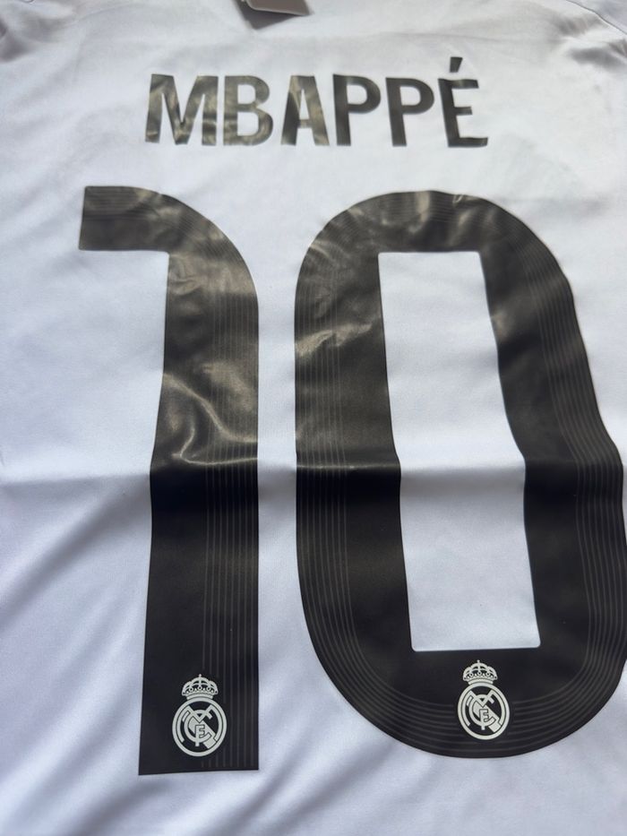Maillot Réal Madrid domicile 25/26 - Kylian Mbappé - photo numéro 3