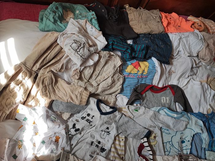 Lot d'une soixantaine de vêtements 3 mois - photo numéro 4