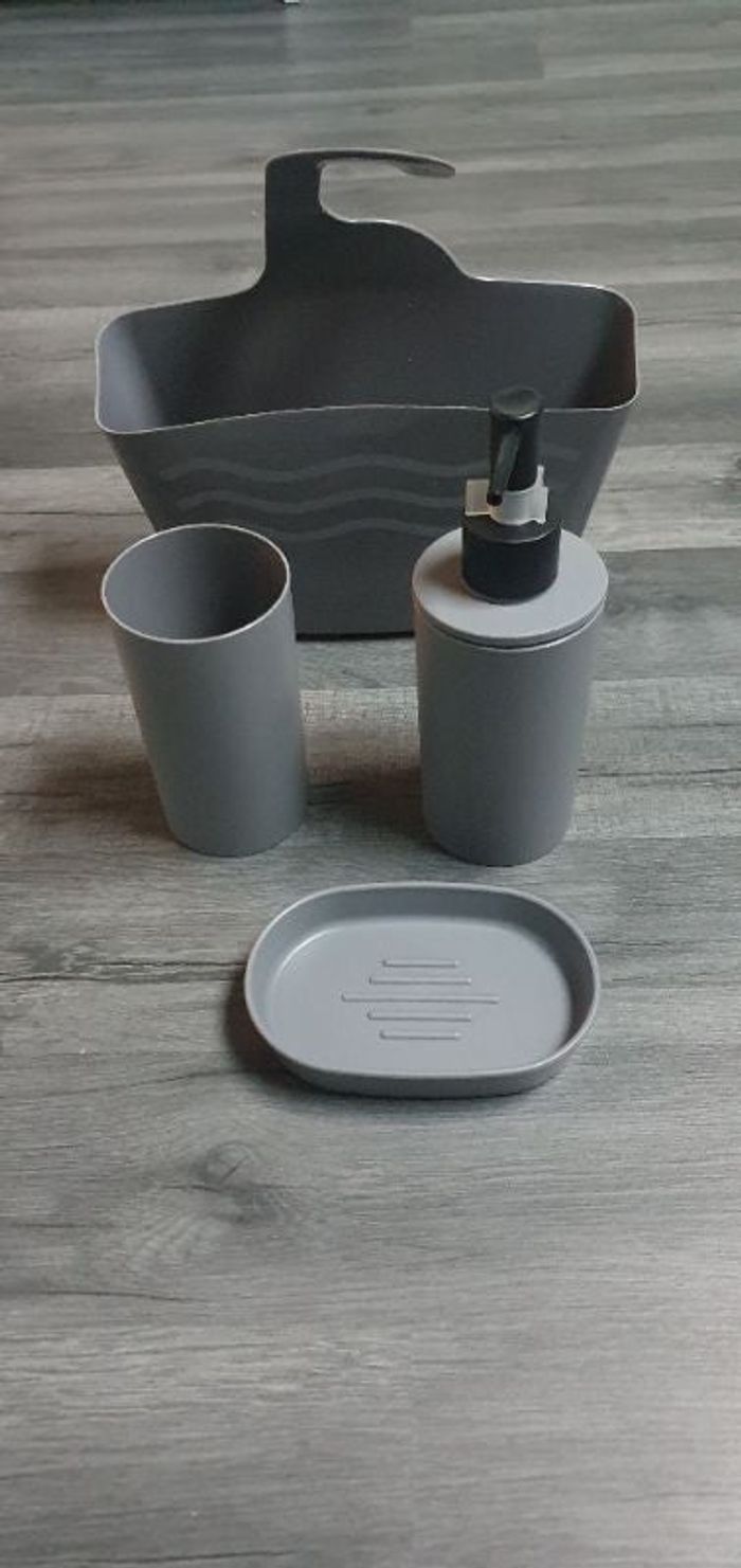 Accessoires salle de bain