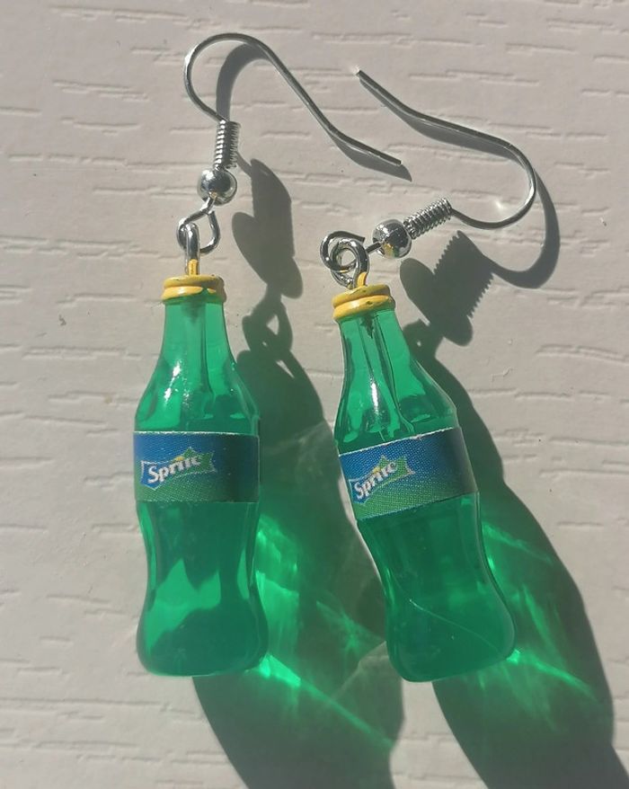 Boucles d'oreilles / bijoux bouteilles de Sprite vert - photo numéro 4