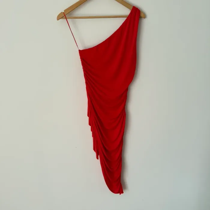 Robe rouge asymétrique Zara tbe Taille M - photo numéro 7
