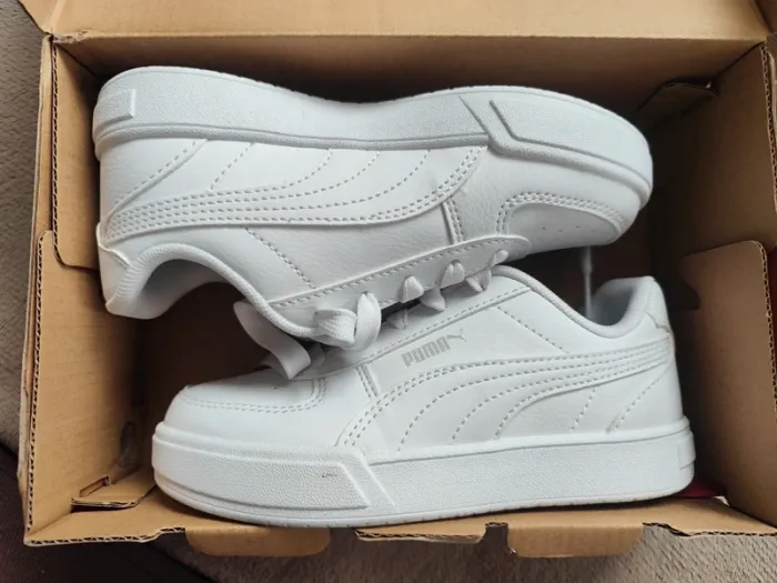Paire de baskets blanches puma 31 neuf - photo numéro 4