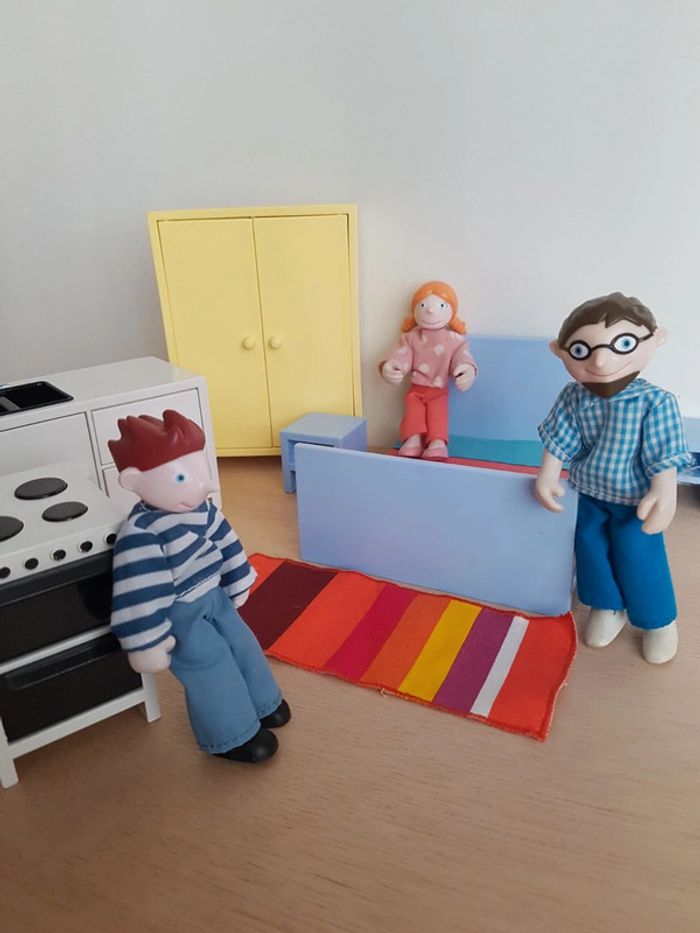 Mobilier cuisine et chambre pour maison de poupée Ikea