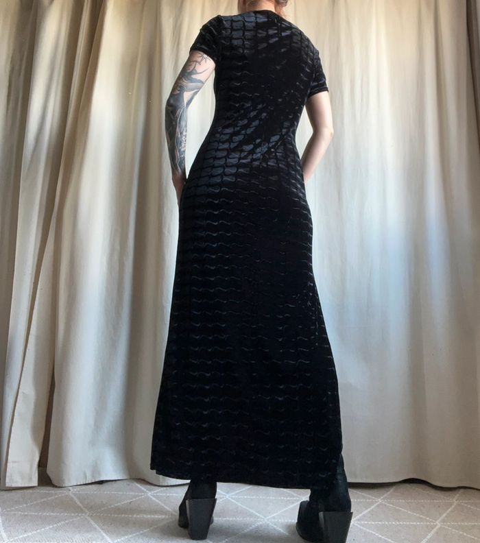 Sublime robe longue velours motifs abstraits Goth Vampire vintage made in France 90s - Taille M/L - photo numéro 4