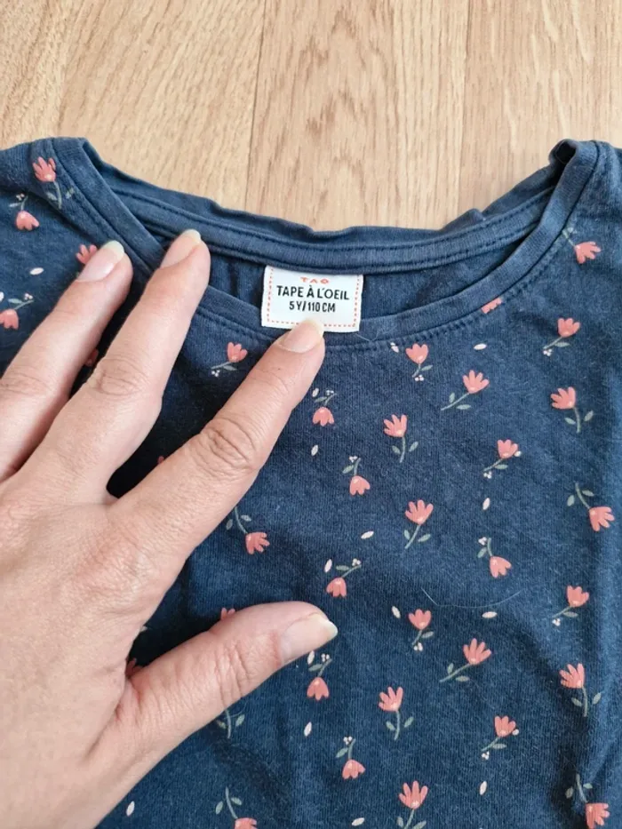 Lot t-shirts 5 ans - photo numéro 12