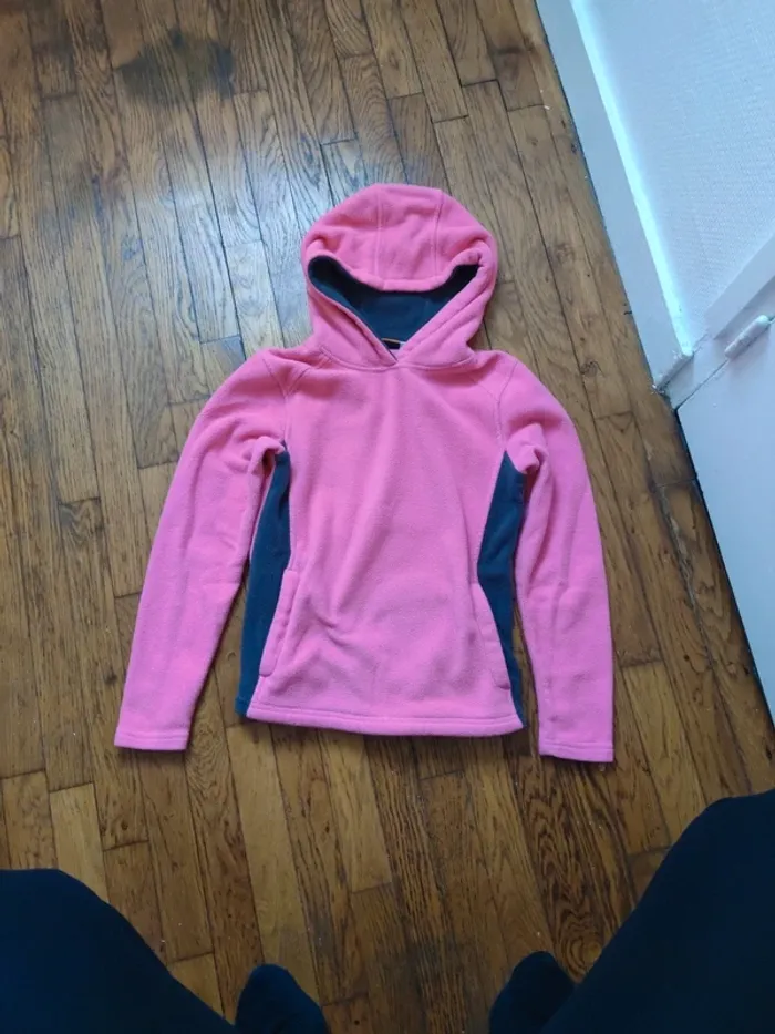 Pull à capuche pour  les filles 8-10ans crivit