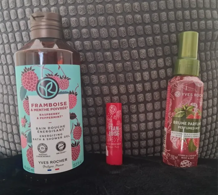 Lot Yves Rocher Neuf