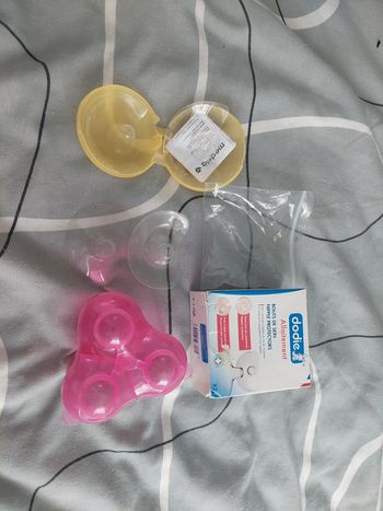 Lot de bouts de sein