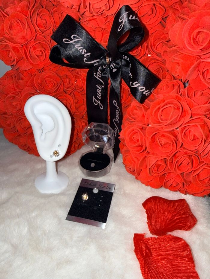 🌼 Boucles d’oreilles dorées effet soleil – Chic et lumineuses 🌼 - photo numéro 2