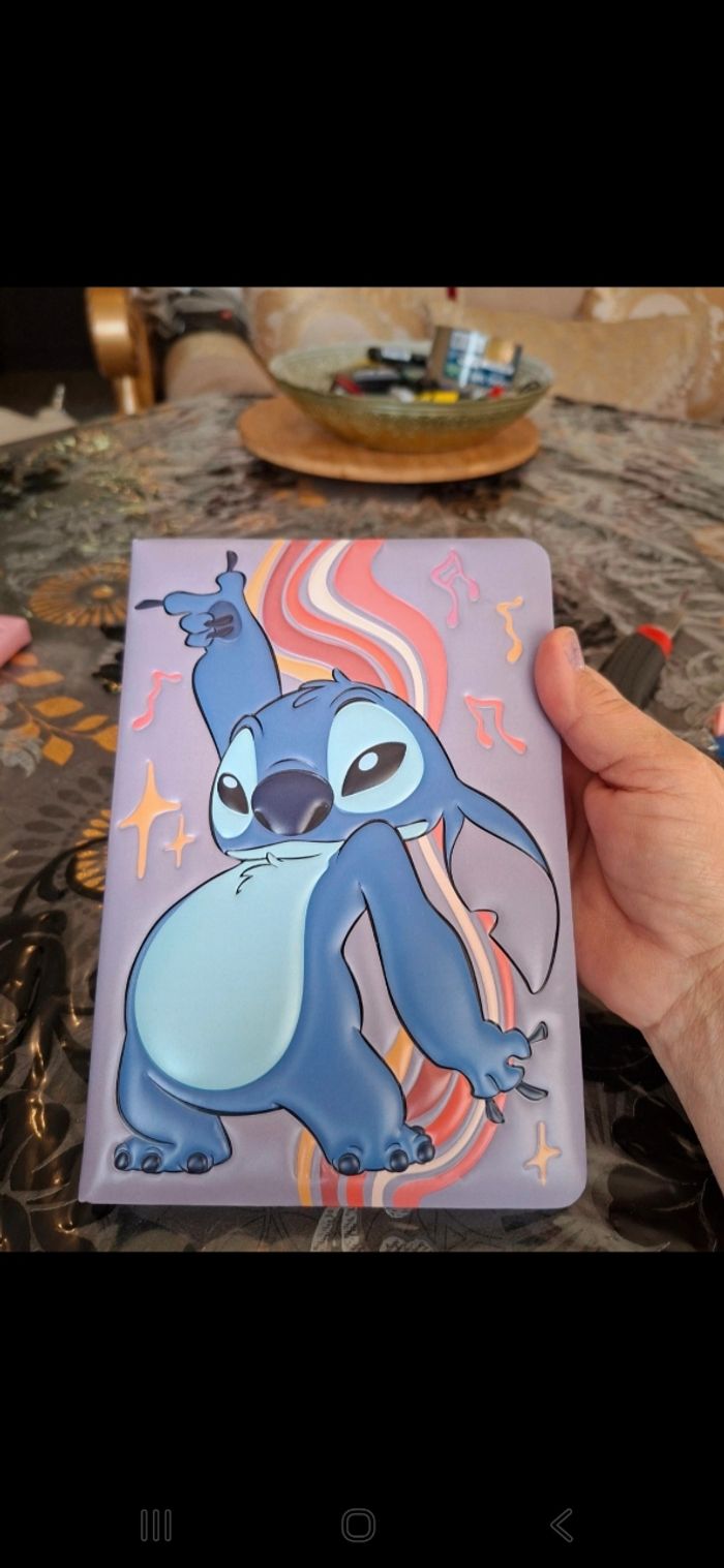 Cahier stitch bleu neuf 14 sur 21 cm