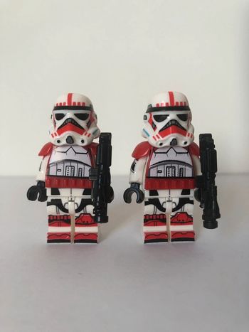 Figurine type lego 2 clones de Coruscante. Star Wars