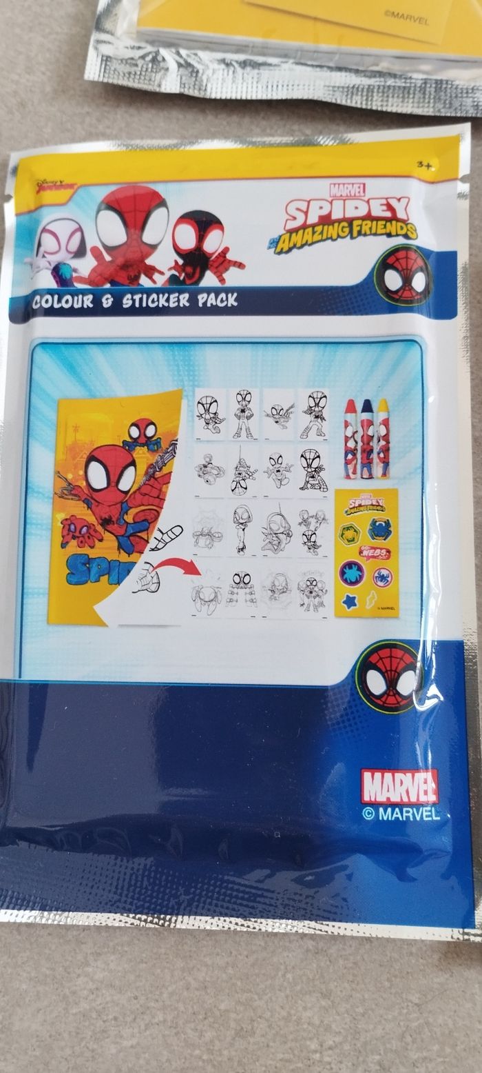 Lot de pochettes cadeaux spiderman neuf - photo numéro 2