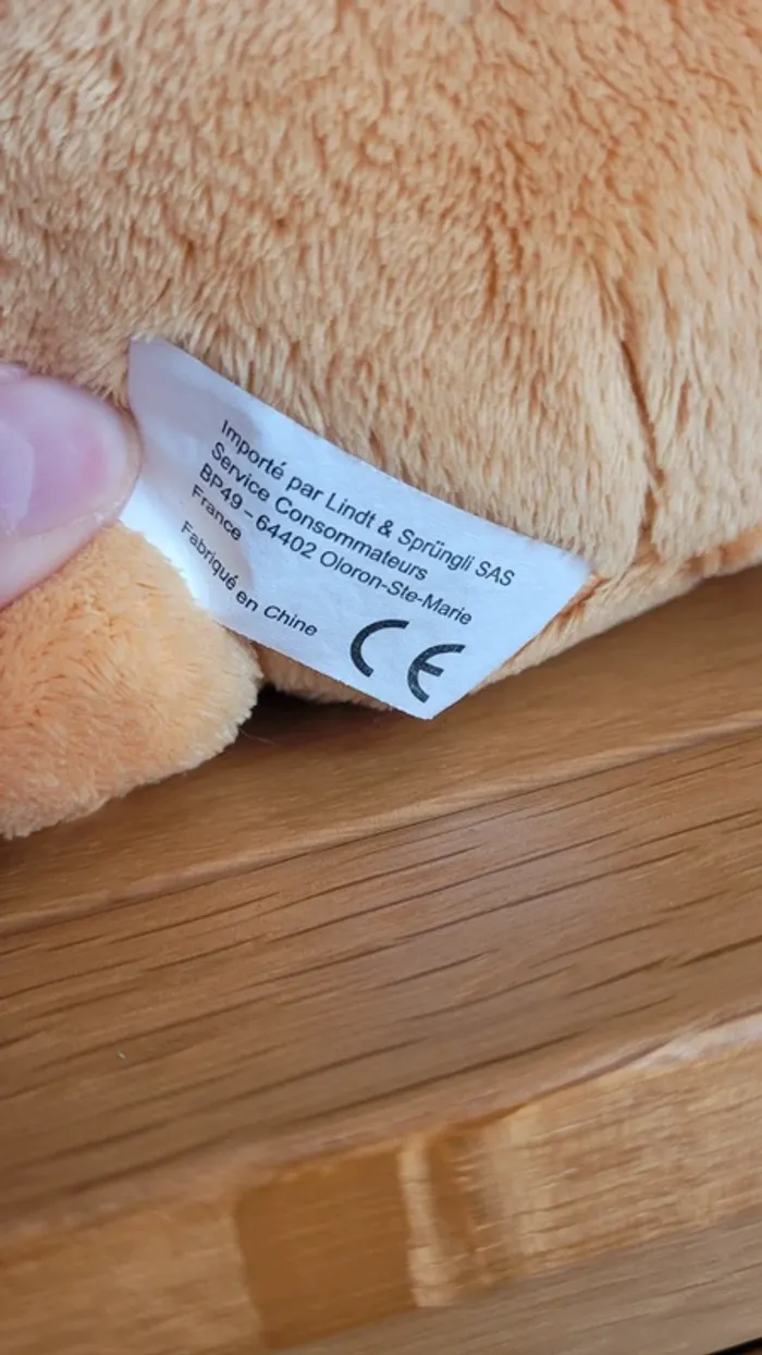 🐰 Peluche Lapin Or Lindt - photo numéro 5