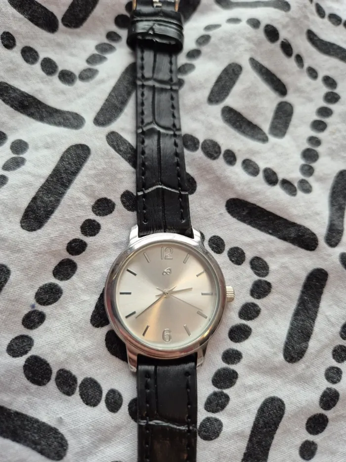 Montre - photo numéro 2