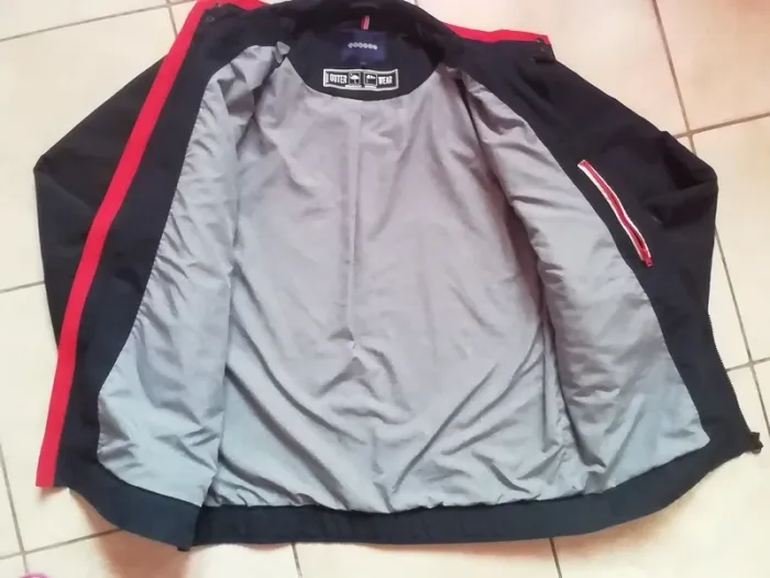 Veste légère Bonobo Taille L Quasi neuve!! - photo numéro 4
