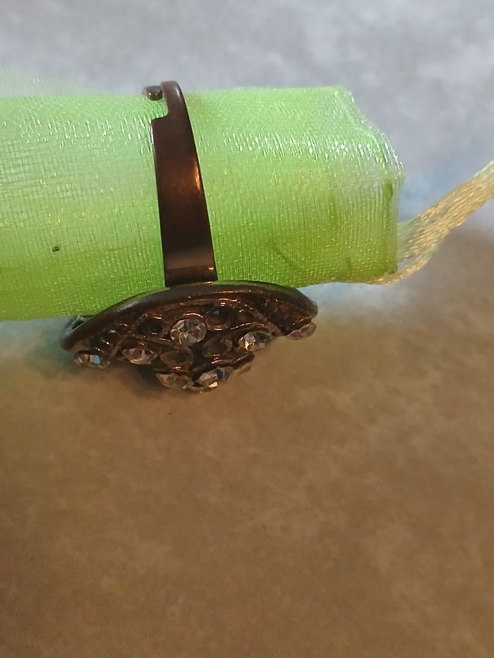 Bague ajustable avec strass fleur - photo numéro 6