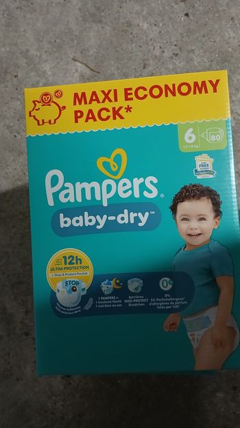 Carton couches taille 6 pampers