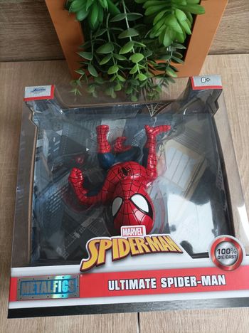 Figurine Ultimate Spider-Man metalfigs Marvel 
