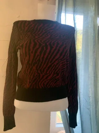 Pull Kookai taille XS bordeaux noir brillant